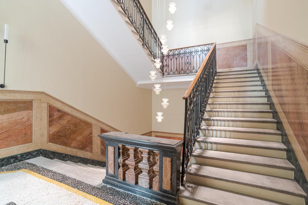Suite Broletto - By Myhomeincomo Exterior foto
