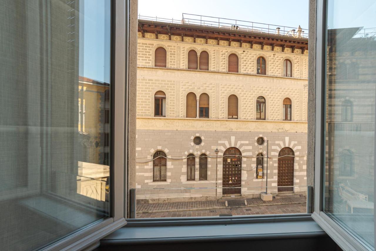 Suite Broletto - By Myhomeincomo Exterior foto